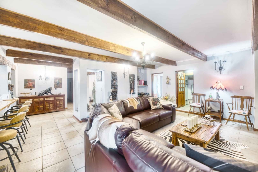5 Bedroom Property for Sale in Fisherhaven Western Cape